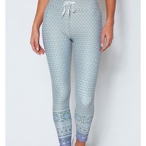 SD Vinyasa Flow Leggings in Olive Moroccan